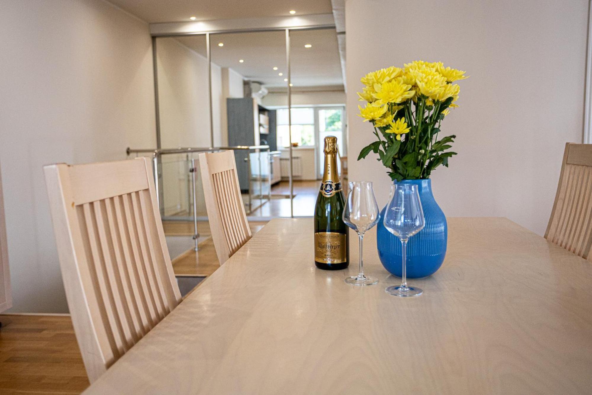 Romi Appartement Pärnu Buitenkant foto