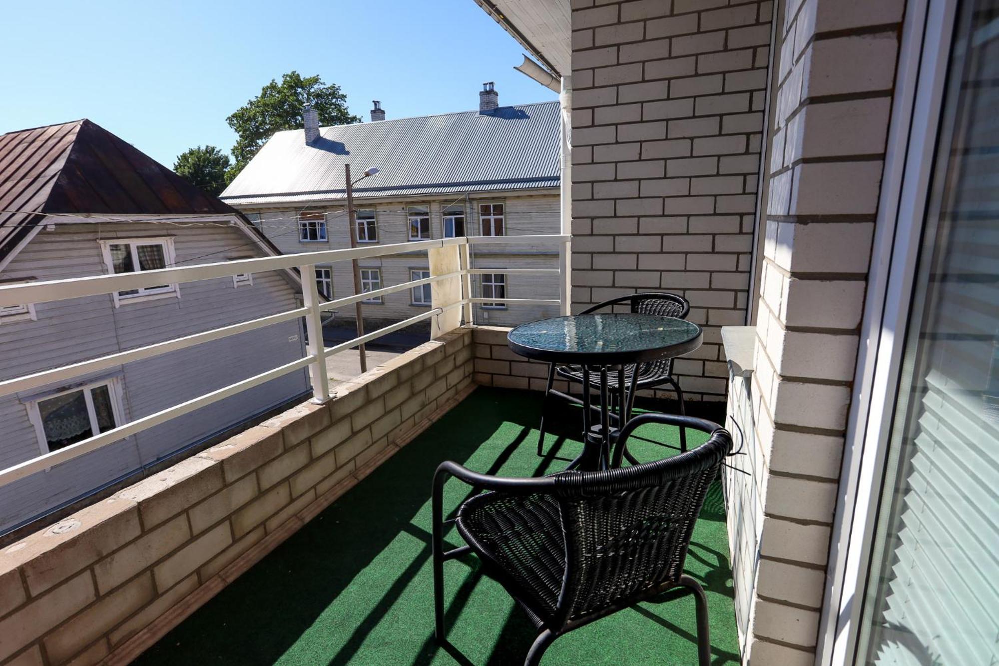 Romi Appartement Pärnu Buitenkant foto